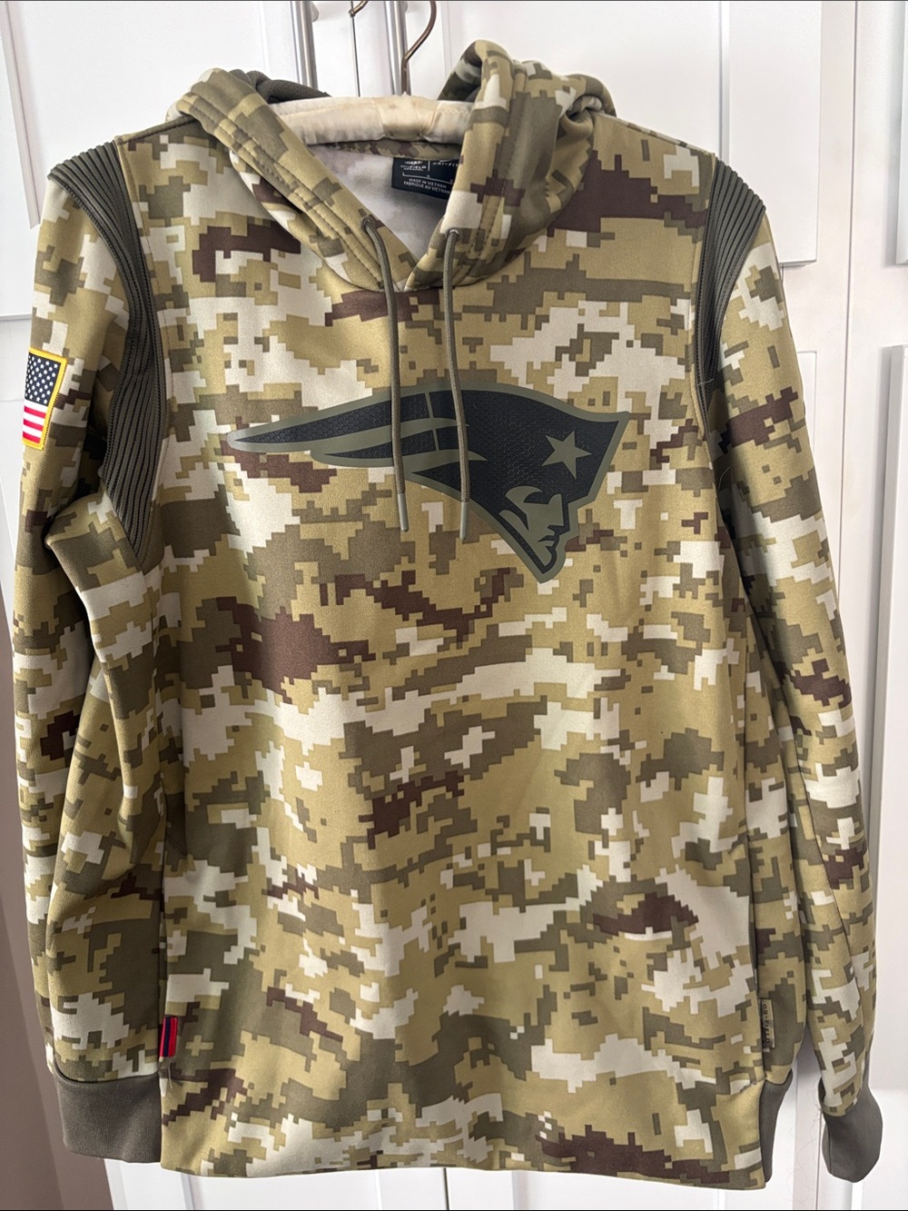 New England Patriots Camo Pullover Hoodie - Olive/Tan